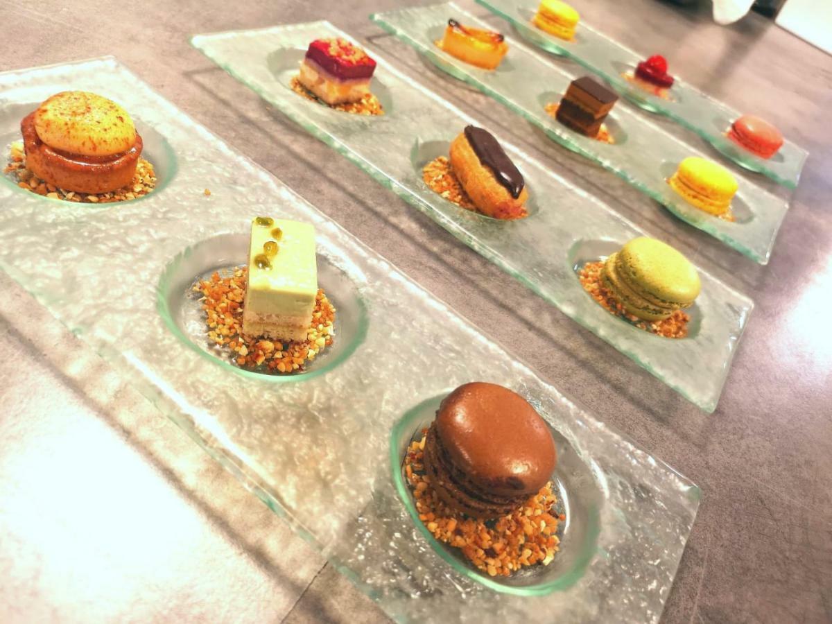 Le Du Roy Hotel 2*